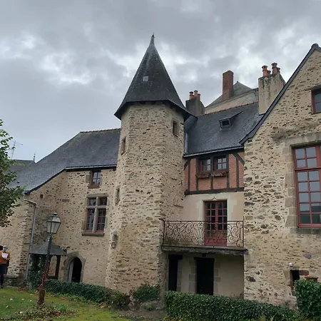 Le Logis Du Vassal Bed & Breakfast