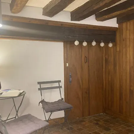 Le Logis Du Vassal Bed & Breakfast Laval (Mayenne)