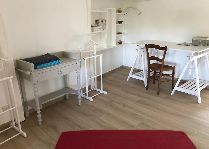 Le Logis Du Vassal 3* Laval