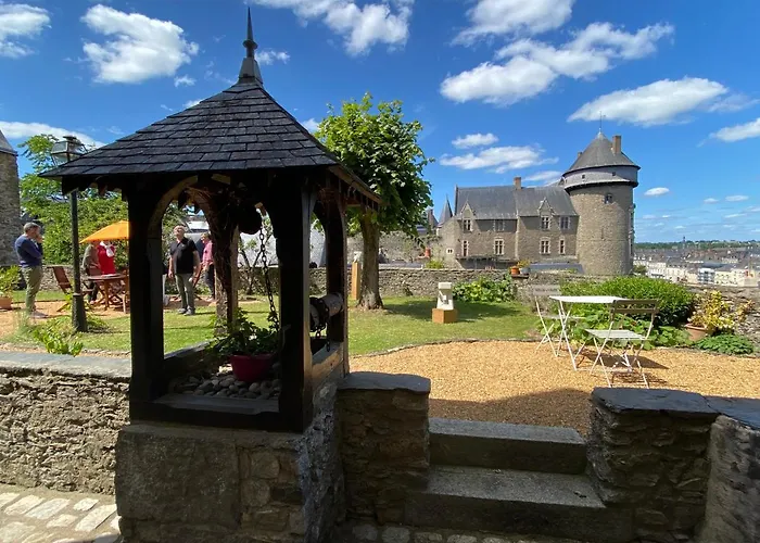 Le Logis Du Vassal 3* Laval