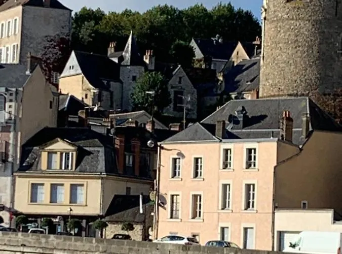 Panzió Le Logis Du Vassal Laval